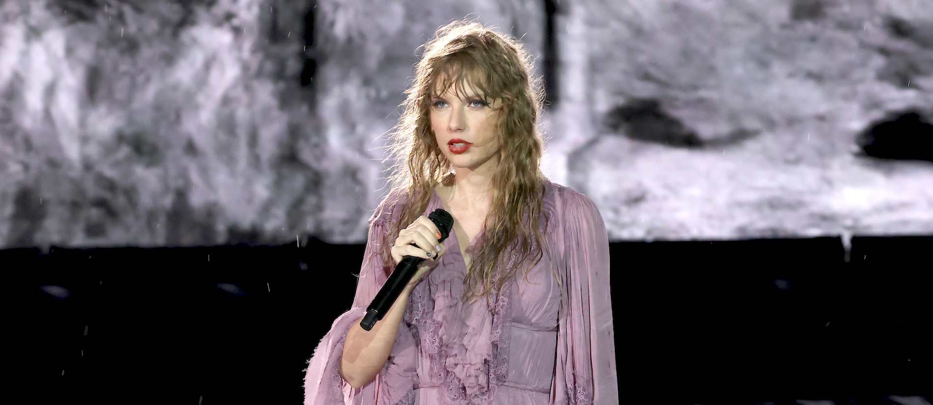 taylor-swift-s-eras-tour-nashville-delayed-due-to-storm