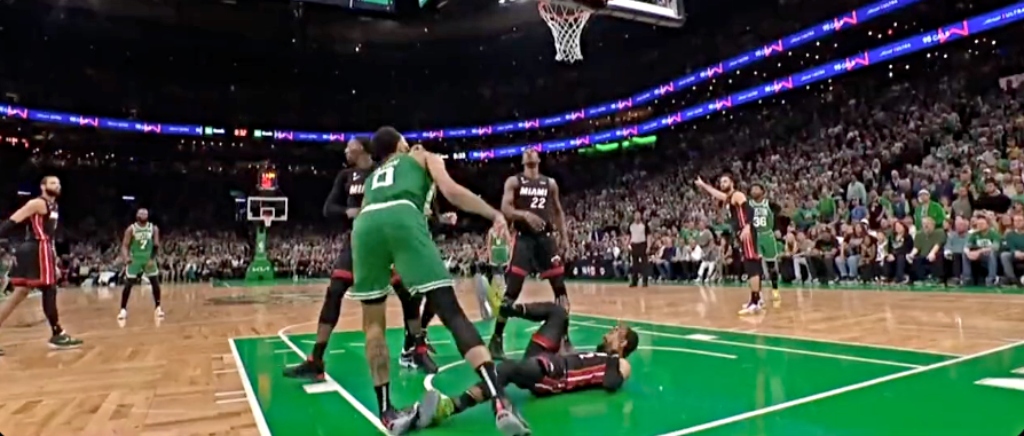 Jayson Tatum Rolled His Ankle On The First Possession Of Game 7 But ...