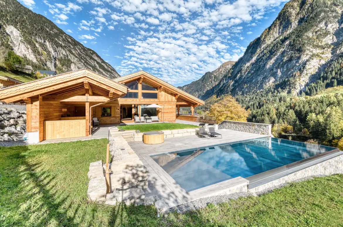 luxury pools, airbnb, austria