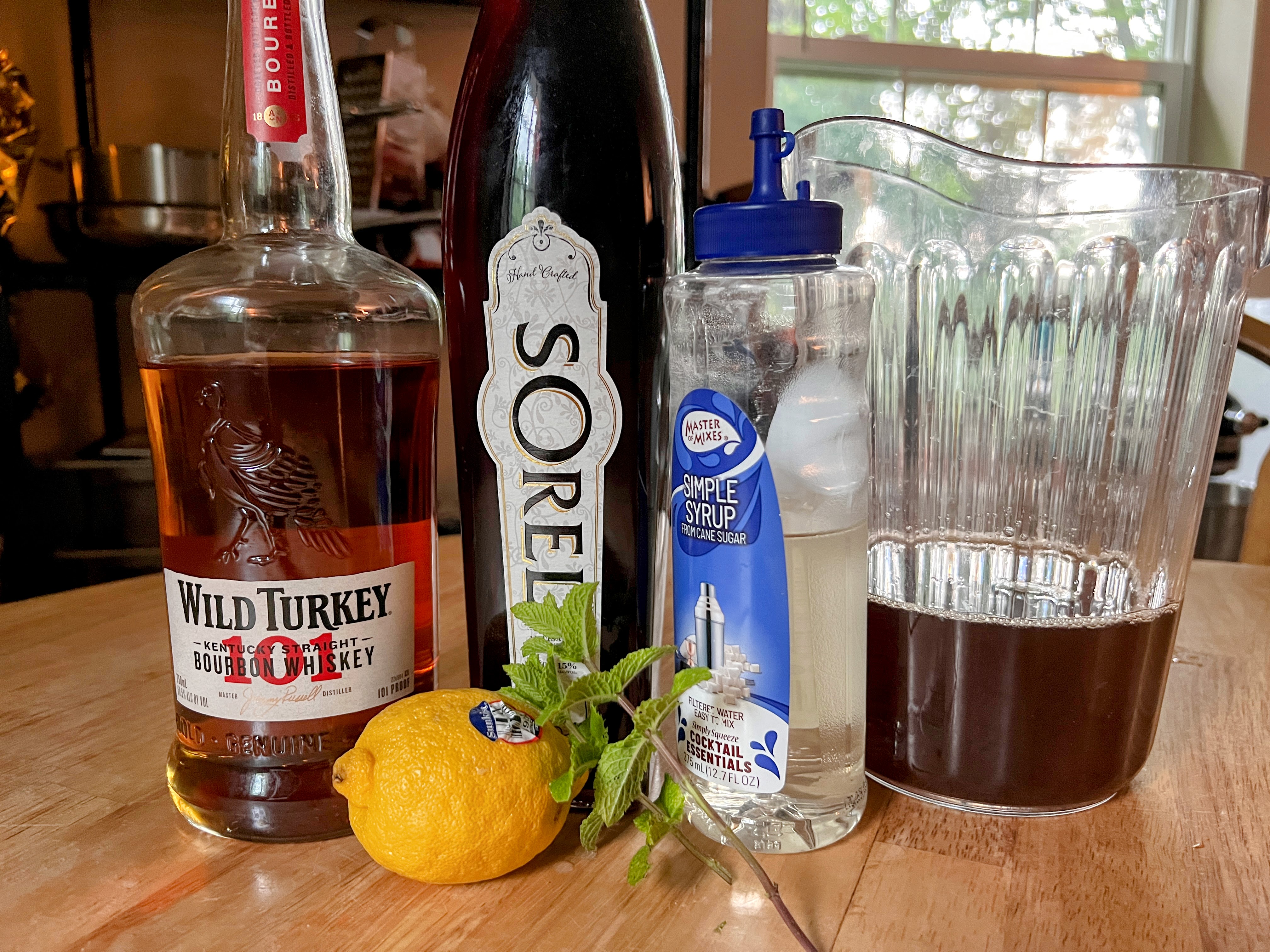 Best Fourth of July Cocktail Bourbon Sweet Tea Smash Recipe