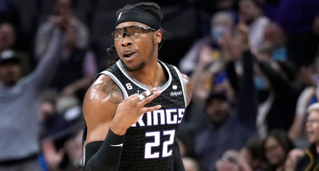 Mavericks acquire Richaun Holmes, No. 24 pick Olivier-Maxence Prosper in  trade with Kings