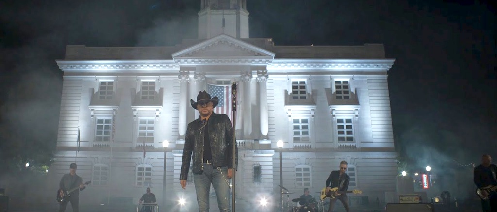 NEW SINGLE, TRY THAT IN A SMALL TOWN OUT NOW - Jason Aldean