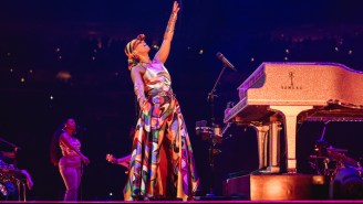 Alicia Keys’ ‘Keys To The Summer Tour’ Leaned On Love And Unity For A Nostalgic Night