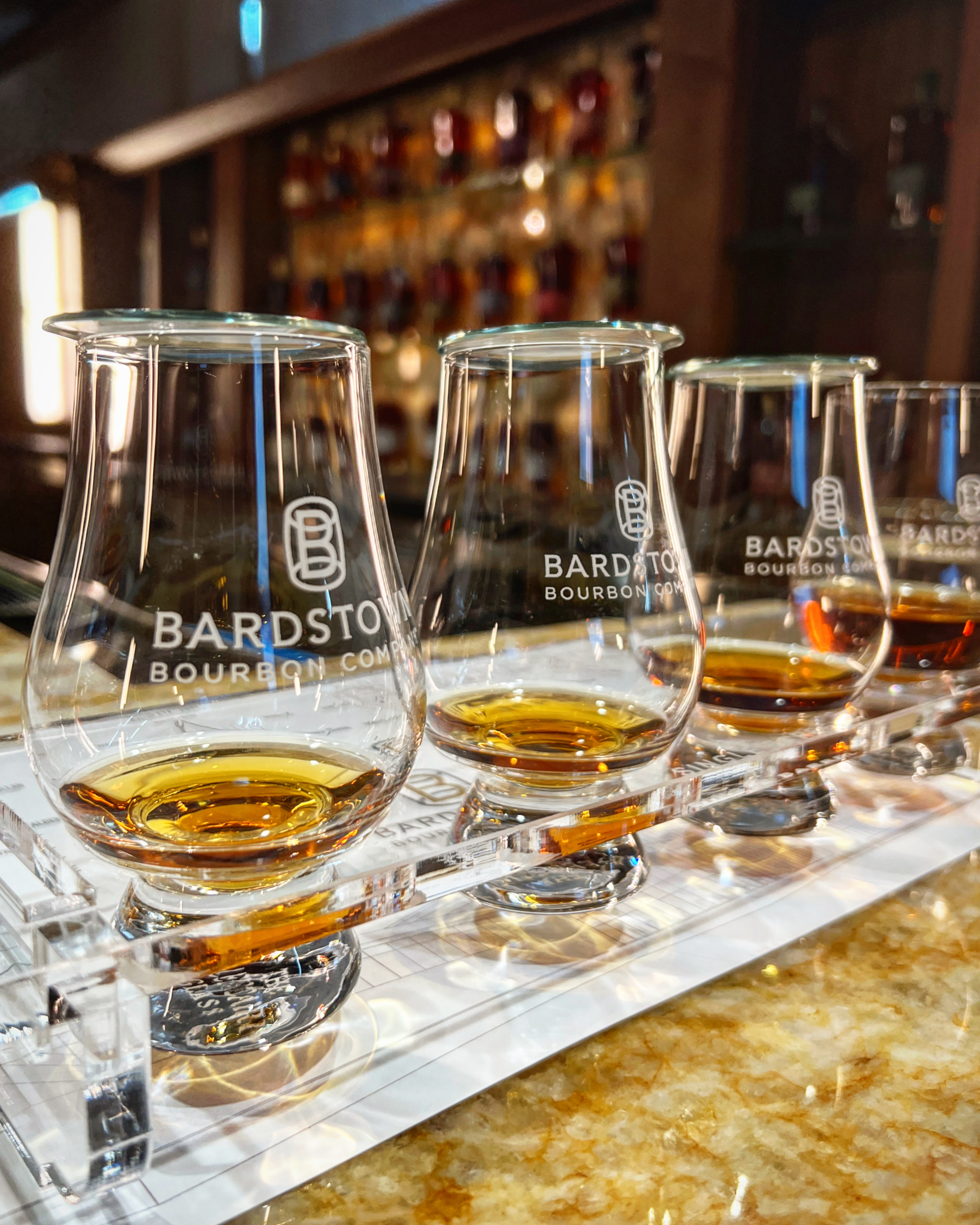 10 Expert Tips to Do a Whiskey Tasting Like a Pro