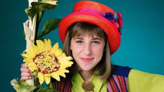Mayim Bialik Responded To An ‘SNL’ Cast Member Who Once Played Her In A ‘Blossom’ Sketch With A Giant Prosthetic Nose