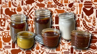 Wow Your Tailgating Crew With These Amazing BBQ Sauce Recipes
