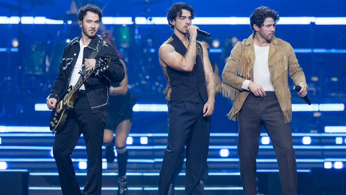 Jonas Brothers to headline 2024 NHL Stadium Series concert