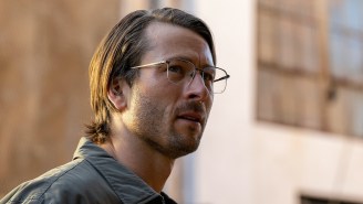 Glen Powell And Adria Arjona Inconveniently Caught ‘Crazy’ Rashes While Filming Their ‘Hit Man’ Sex Scenes