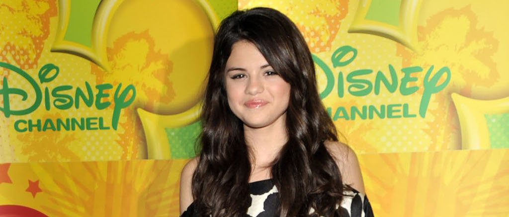 Selena Gomez Disney Channel Wizards Of Waverly Place 2009