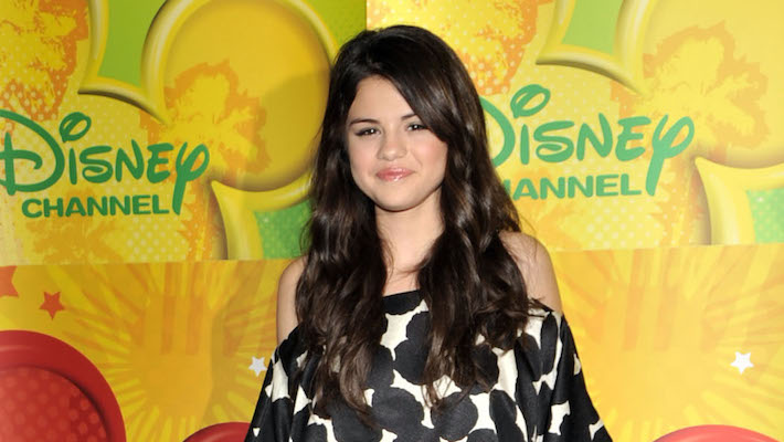 Selena Gomez Fans Immediately Noticed A Major ‘Wizards Of Waverly Place’ Reference In A New Video Teaser