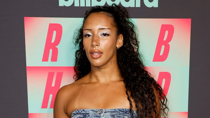 Spotify R&B Rising Artist to Watch 2024 @Naomisharon