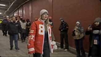 Kyle Juszczyk Was Very Proud Taylor Swift Wore A Custom Jacket Made By His Wife, Kristin, To Dolphins-Chiefs
