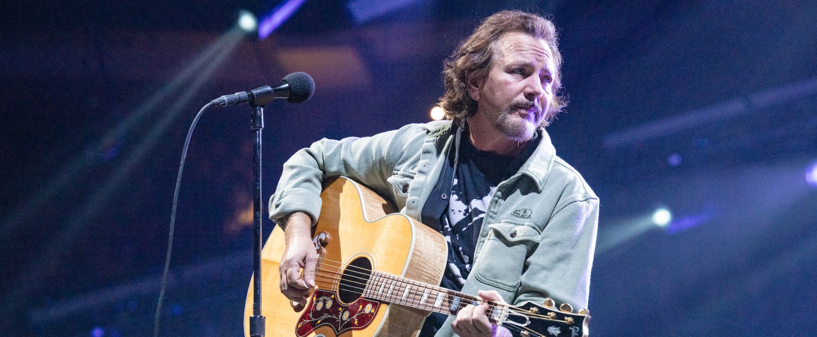 Eddie Vedder Pearl Jam 2023