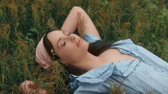 Kacey Musgraves Is In Full-Blown Album Mode With A Booty-Baring Teaser Photo And A 2024 Grammys Commercial