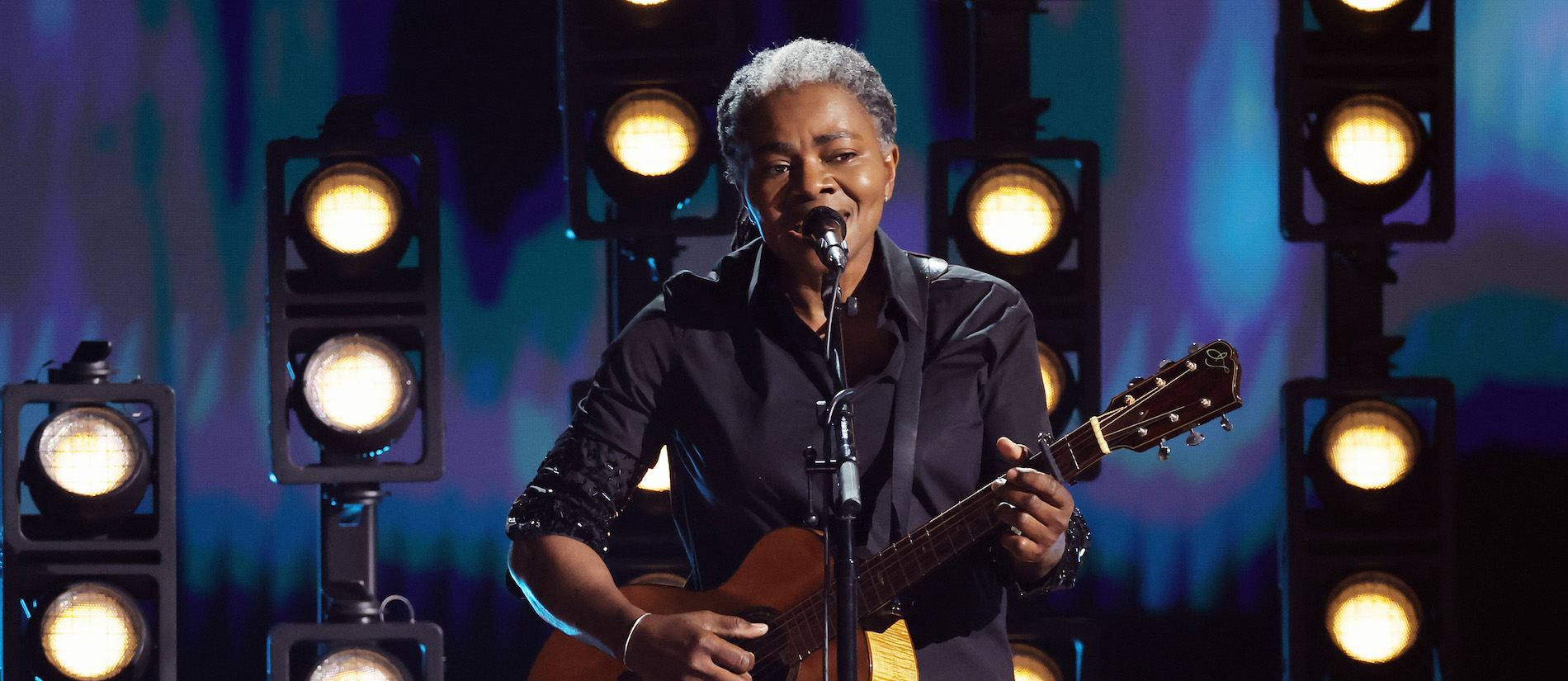 Tracy Chapman Made A Surprise 2024 Grammys Appearance To Join Luke