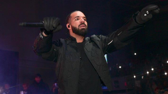 Drake On 'Air Drake' Pilots' Landing In Low Visibility #Drake
