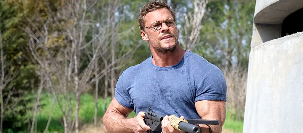 Alan Ritchson Ministry of Ungentlemanly Warfare