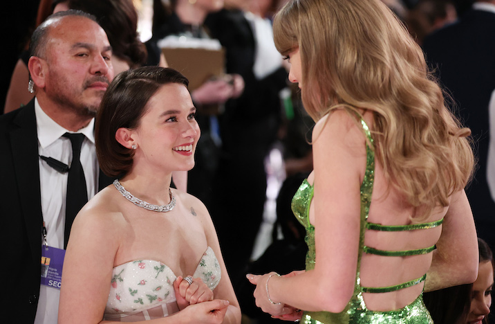 Cailee Spaeny: Taylor Swift Is Huge 'Mare Of Easttown' Fan - Vimarsana News