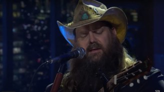 Chris Stapleton Displayed Raw Vulnerability In A Performance Of ‘Mountains Of My Mind’ On ‘Saturday Night Live’
