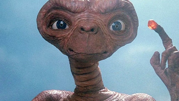 What Is Steven Spielberg's Next (UFO-Based) Movie? - Vimarsana News