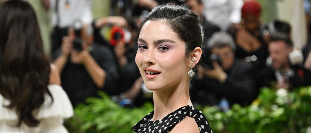  Gracie Abrams 2024 Tour Dates: 'The Secret Of Us Tour' 