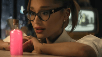 Ariana Grande Channels Her Inner Joe From ‘You’ In Her Devious ‘The Boy Is Mine’ Video