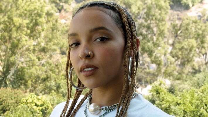 Tinashe Has Launched 'Green T,' Her Own Strain Of Weed - Vimarsana News