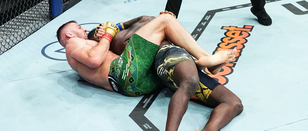 Driscus Du Plessis Submitted Israel Adesanya At UFC 305 To Retain The Middleweight Title