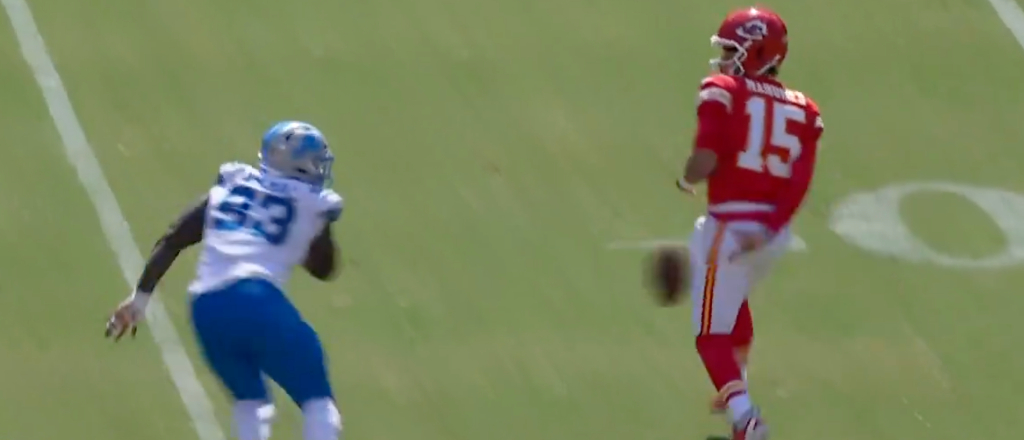 Patrick Mahomes Threw A Behind-The-Back Pass In A Preseason Game Because Of Course He Did