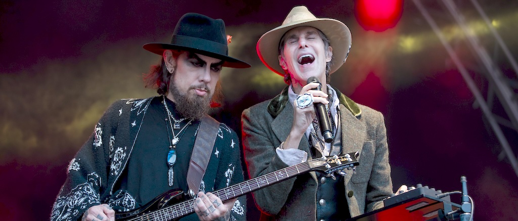 Dave Navarro Perry Farrell Jane's Addiction 2024