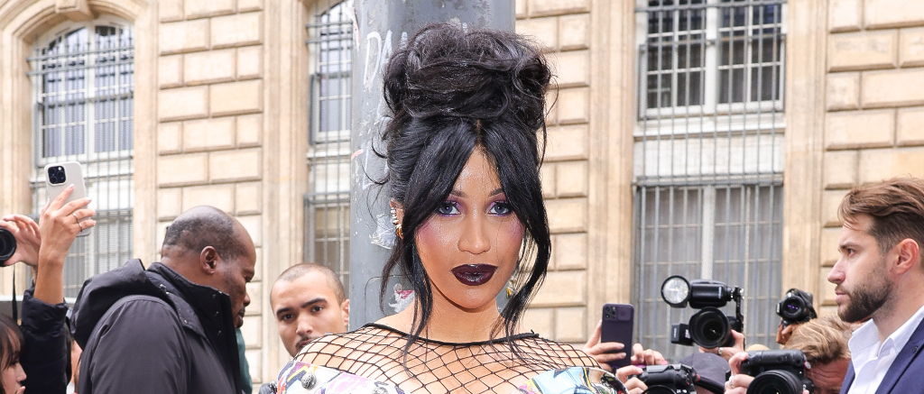 Cardi B Vivienne Westwood Paris Fashion Week 2024 (1024x437)