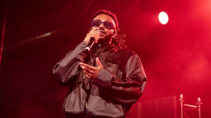 Aminé Offers Shares Arc De Triomphe From 13 Months
