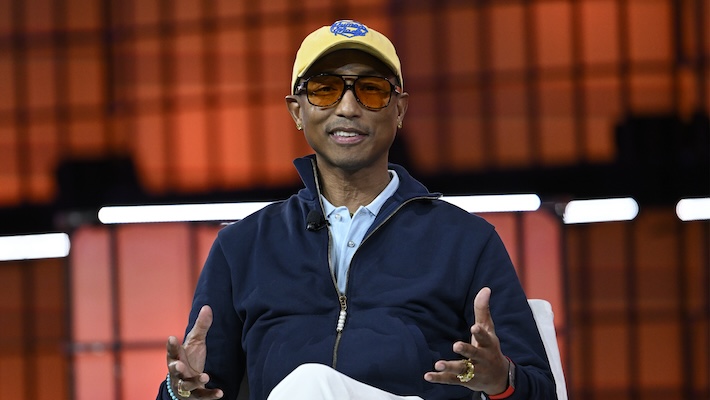 Pharrell Wasn't Bothered By Drake Buying, Melting His Chains #Drake