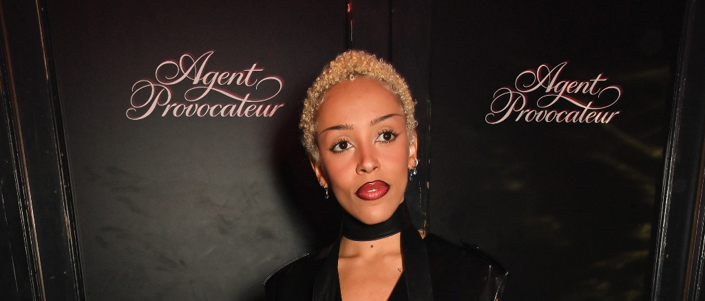 Doja Cat Agent Provocateur Celebrates Christmas Launch 2024 (1024x437)