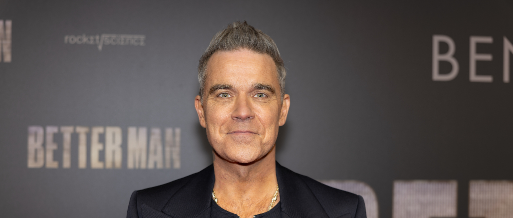 Robbie Williams Better Man Premiere Amsterdam 2024 (1024x437)