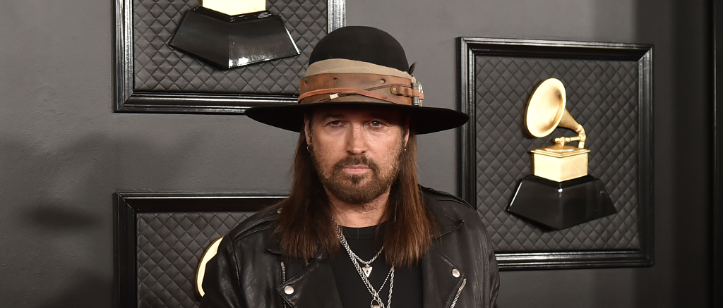 Billy Ray Cyrus Grammys 2020 (1024x437)