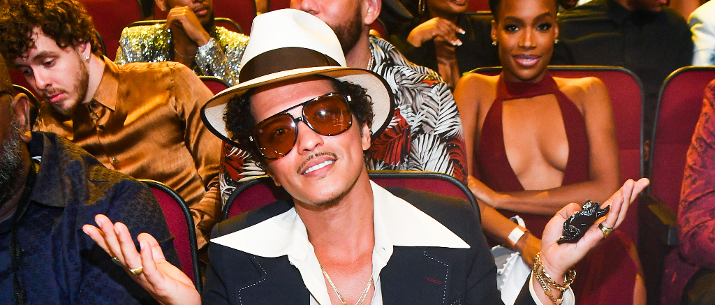 Bruno Mars BET Awards 2022 (1024x437)