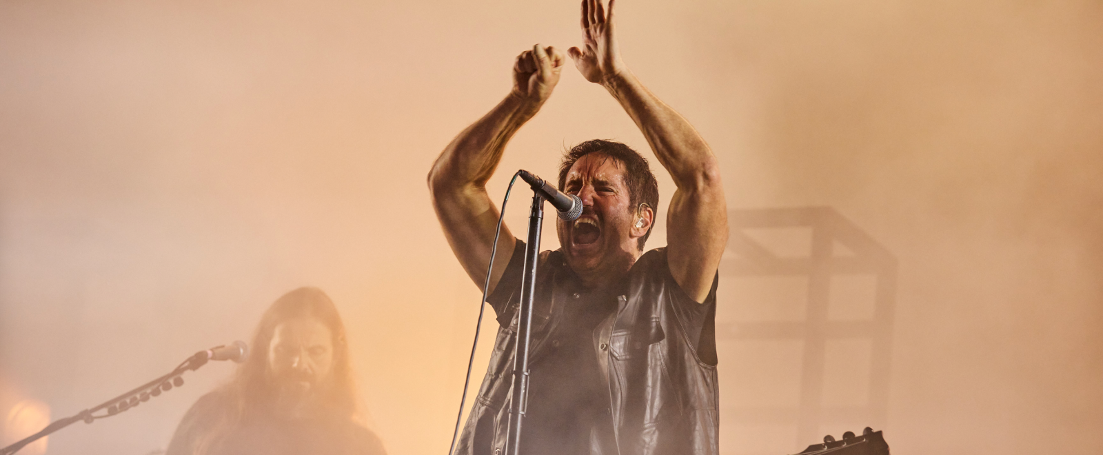 nine inch nails tour