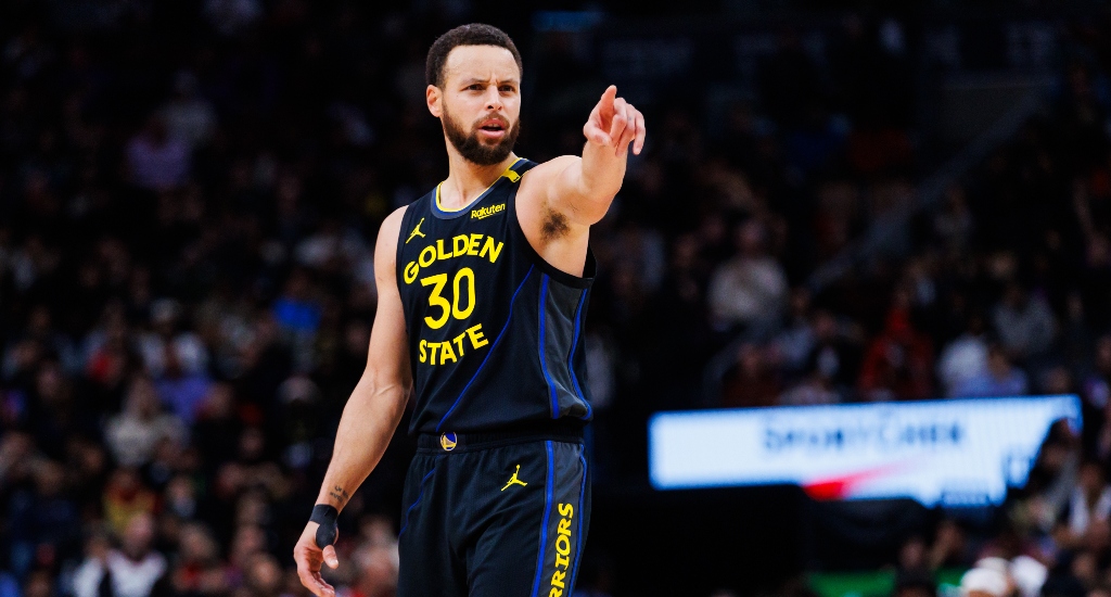 Stephen Curry Told The ‘Twitter Fingers’ Making Fake Trades To Shut Up After The Warriors Beat The Wolves