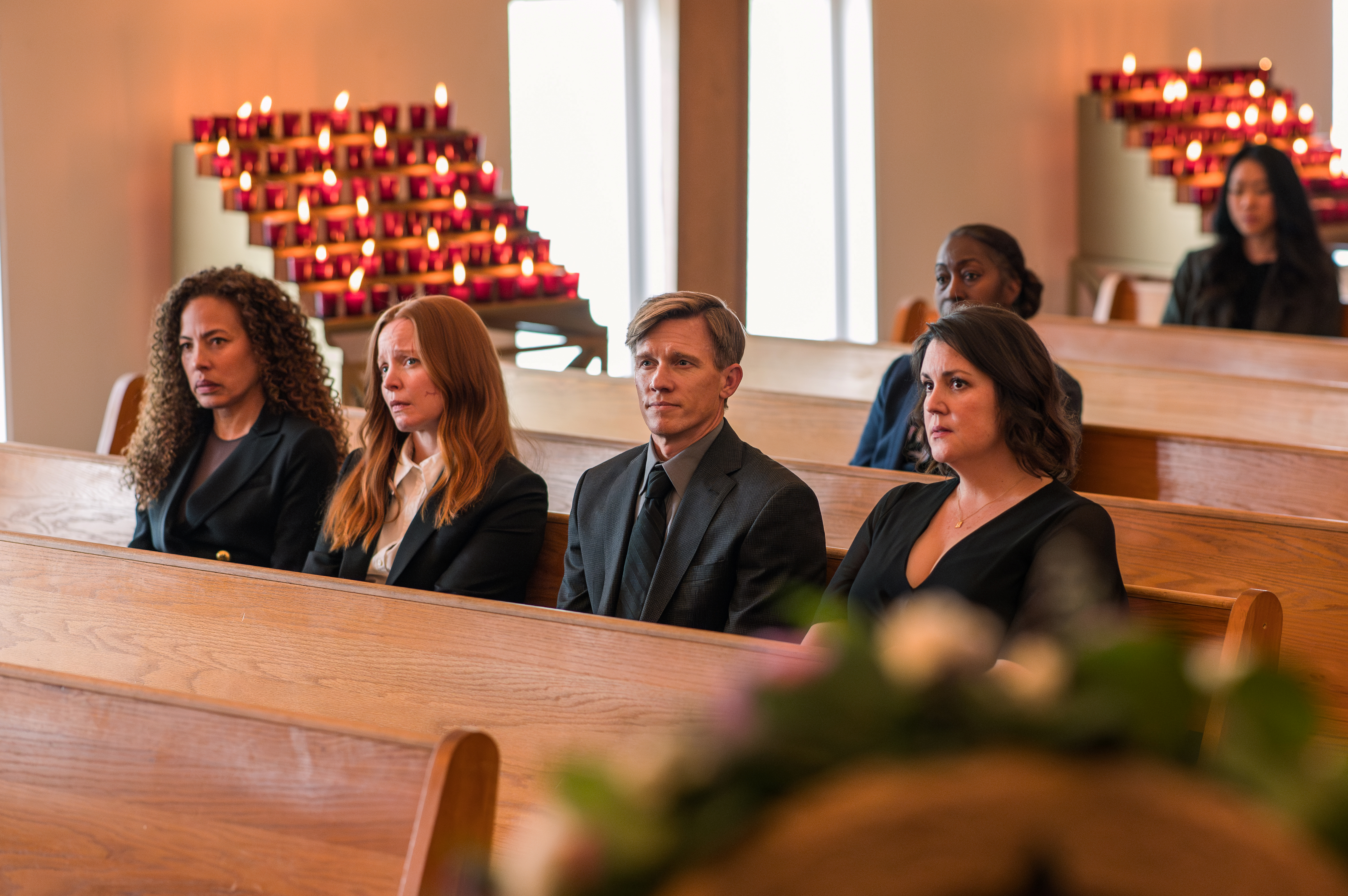 Melanie Lynskey, Tawny Cypress, Lauren Ambrose, Warren Kole yellowjackets