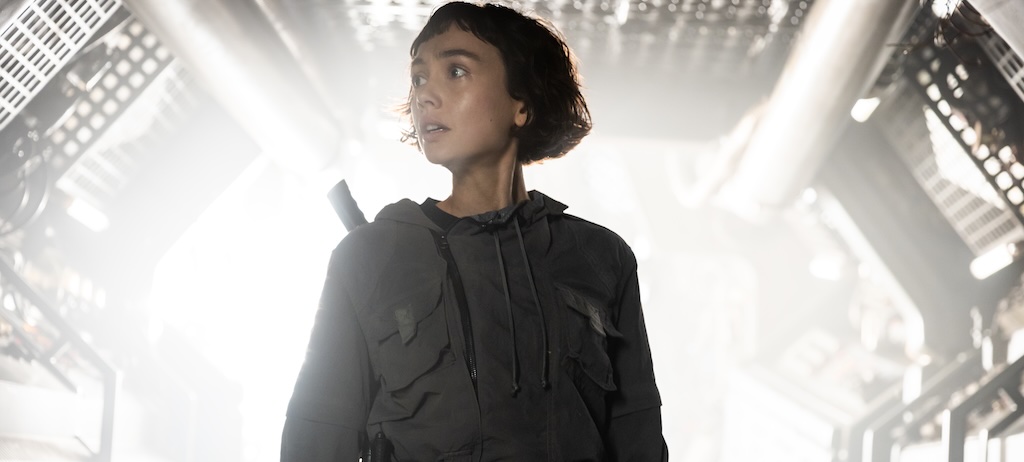 alien-earth-sydney-chandler-1-lg