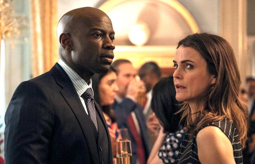 diplomat-keri-russell-lg-3