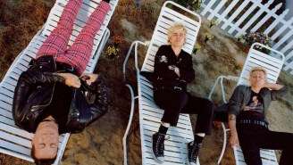 Green Day Is Releasing A Massive 49-Track Anniversary Reissue Of Their 2000 Album ‘Warning’