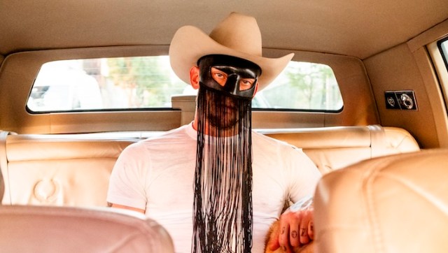 Orville Peck Heralds A New EP, ‘Appaloosa,’ With The Grand Single ‘Drift Away’