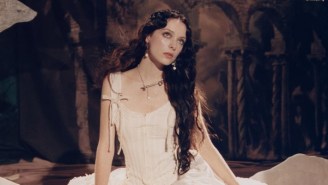 Holly Humberstone Is Ready For A New Era As She Shares The Atmospheric Single ‘Die Happy’