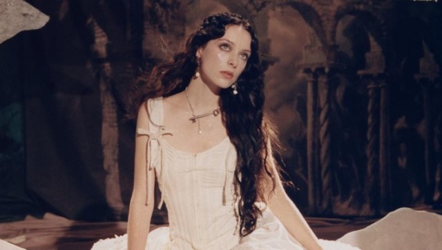 Holly Humberstone Is Ready For A New Era As She Shares The Atmospheric Single ‘Die Happy’