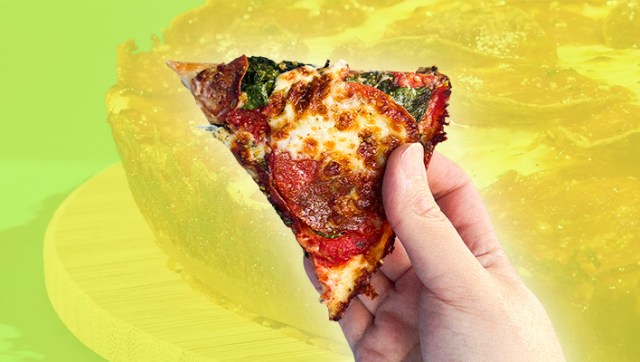 We Tried Papa Johns New Pan Pizza Ahead Of Super Bowl Weekend