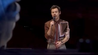 Harry Styles Covers The ’80s Classic ‘Everybody Wants To Rule The World’ In The Live Lounge